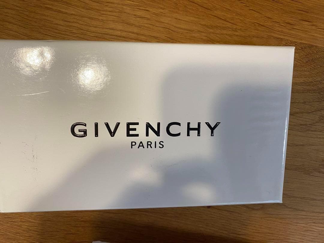 正規品新品☆Givency ロゴ IPhone X /XS ケース ブラック