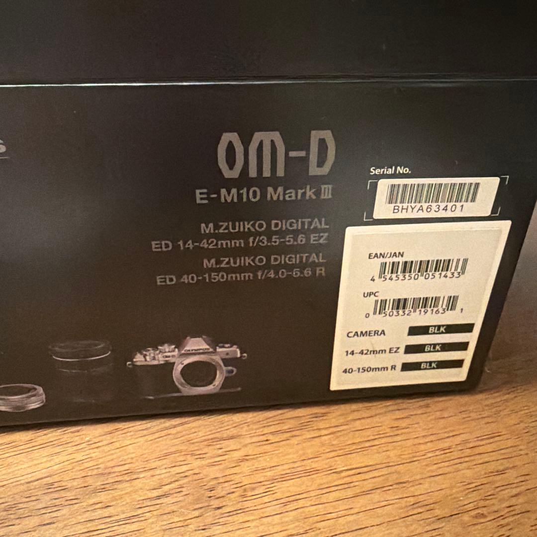 【極美品】OLYMPUS OM-D EM10 MarkⅢ
